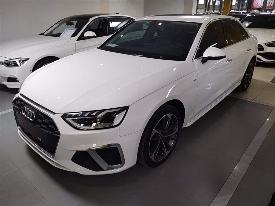 Audi A4L 2022 40 TFSI Fashion Dynamic Edition