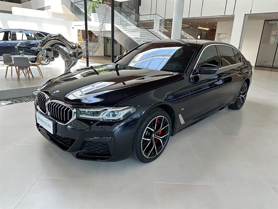 BMW 5 Series 2022 Facelift II 530Li Luxury M Sport Package