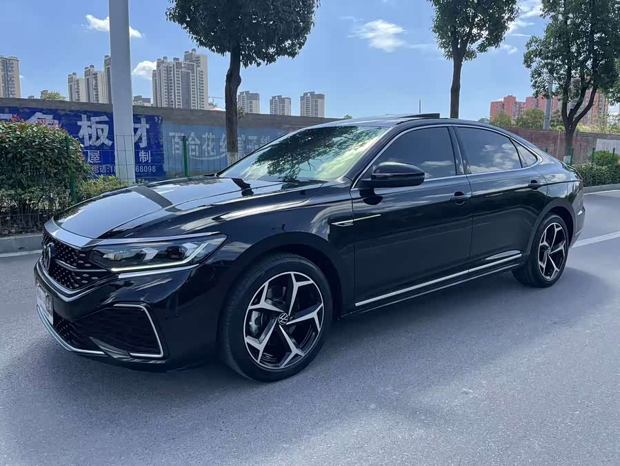 2023 Volkswagen Passat 330TSI Starry Sky Elite Edition