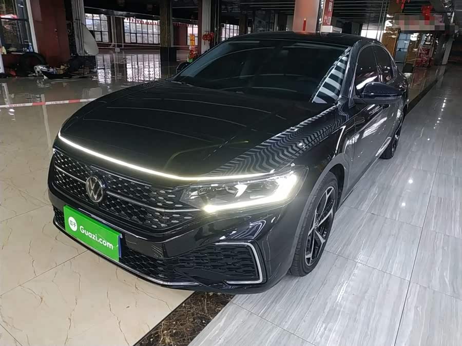 2023 Passat Facelift 330TSI Starry Sky Elite Edition