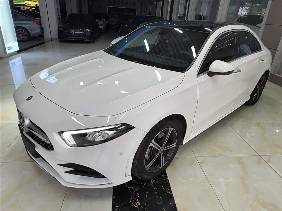 Mercedes-Benz A-Class 2022 Facelift III A 200 L Sport Sedan Fashion Edition