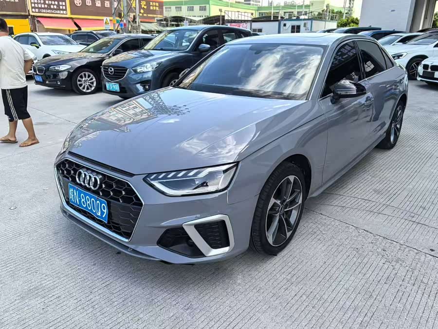 Audi A4L 2022 40 TFSI Fashion Dynamic Edition