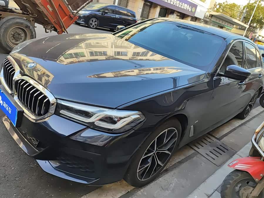 BMW 5 Series 2022 Facelift 3 530Li Luxury M Sport Package