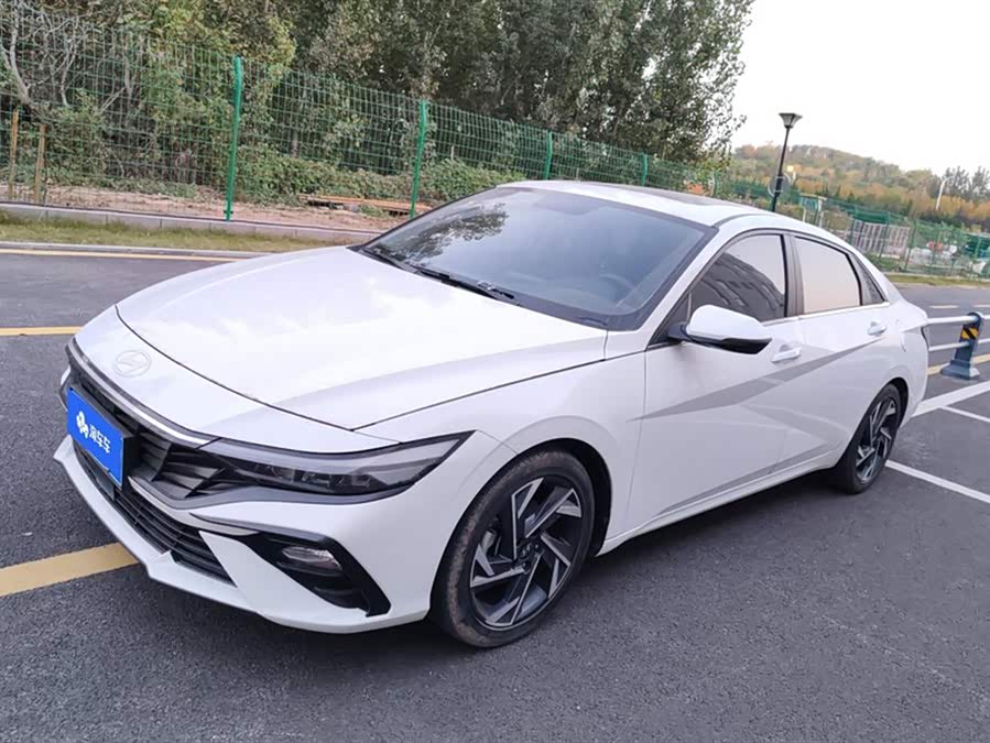 Hyundai Elantra 2023 1.5L CVT GLX Elite Edition