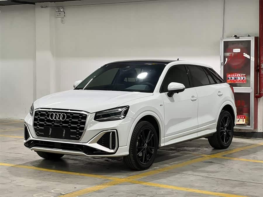 Audi Q2L 2022 35 TFSI Progressive Dynamic Edition