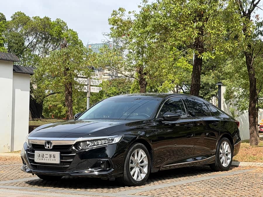 2022 Honda Accord 260TURBO Luxury Edition