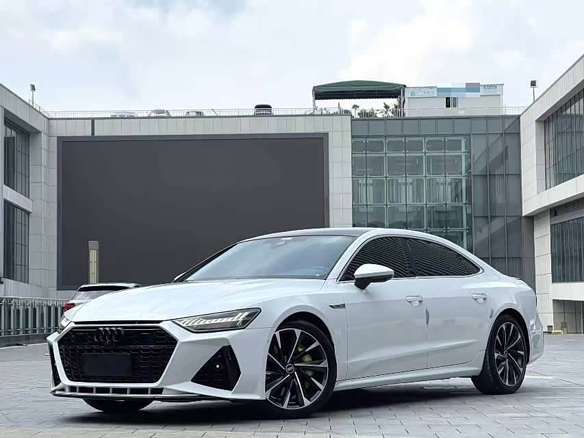 Audi A7L 2022 55 TFSI quattro S-line Premium Black Package
