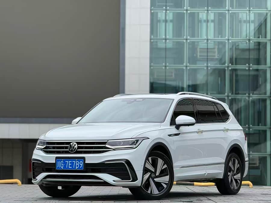 Tiguan L 2023 330TSI Automatic 2WD R-Line Premium Edition