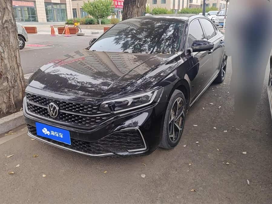 2022 Volkswagen Passat 330TSI Starry Sky Elite Edition