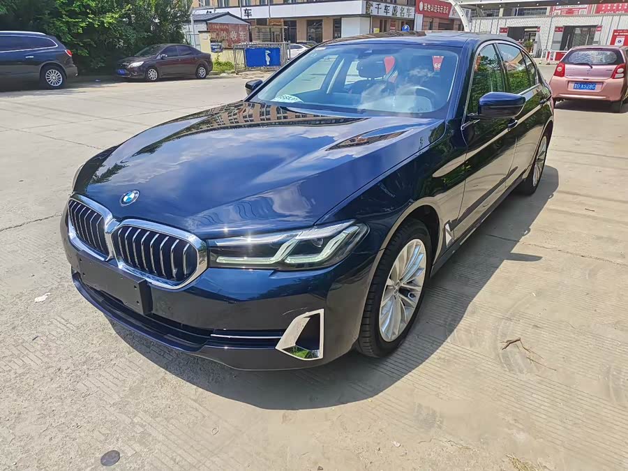 BMW 5 Series 2022 Facelift 2 525Li Luxury Package