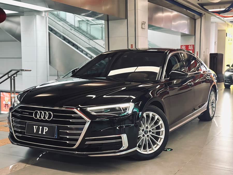 2022 Audi A8 A8L 50 TFSI quattro Comfort Edition