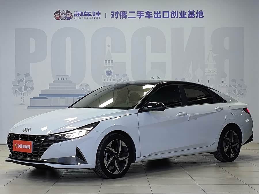 Hyundai Elantra 2022 1.5L CVT LUX Premium Edition