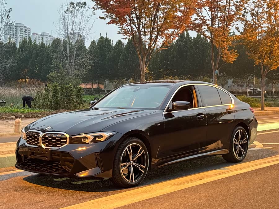 2023 BMW 3 Series 325i M Sport Package
