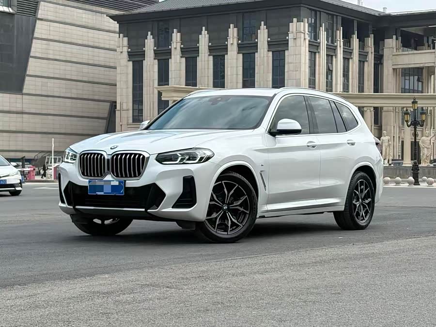 2022 BMW X3 xDrive25i M Sport Package