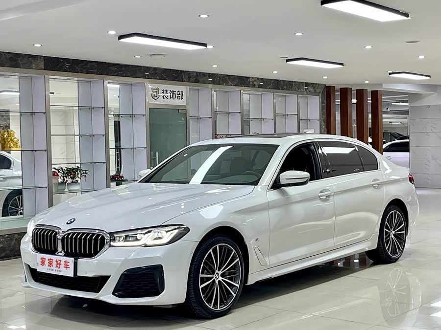 2022 BMW 5 Series 530Li Leading Edition M Sport Package