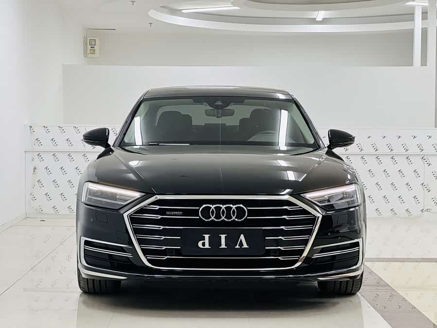 2022 Audi A8 A8L 50 TFSI quattro Comfort Edition