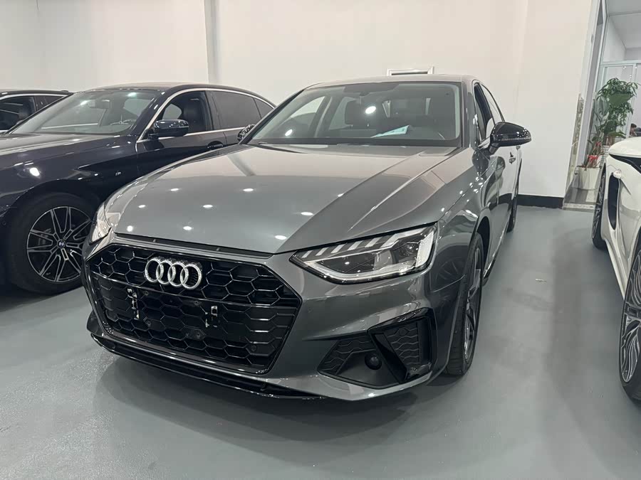 Audi A4L 2023 40 TFSI Fashion Dynamic Edition