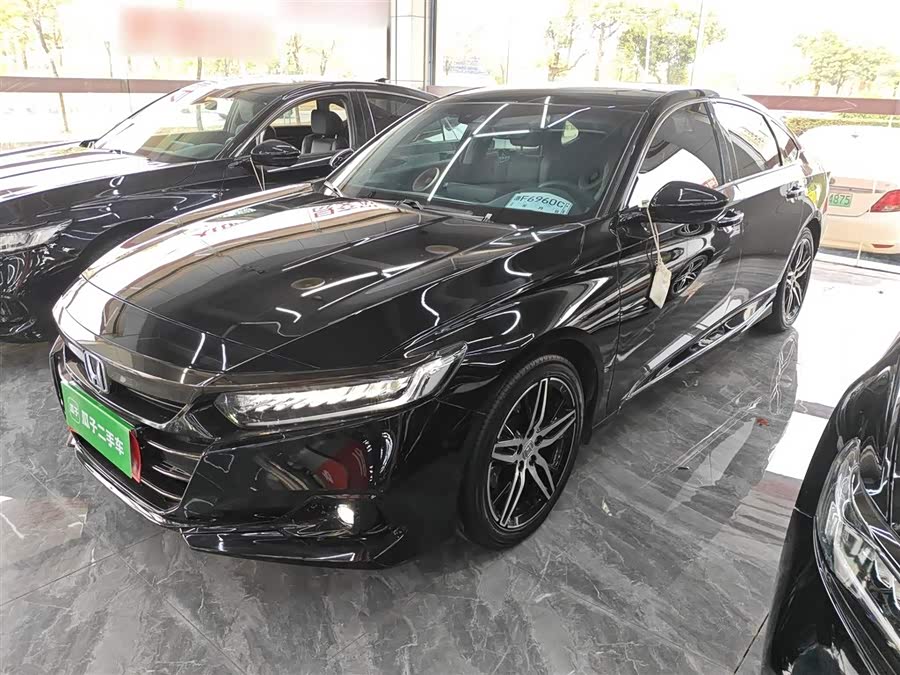 2022 Honda Accord Hybrid 2.0L Phantom Night Edition