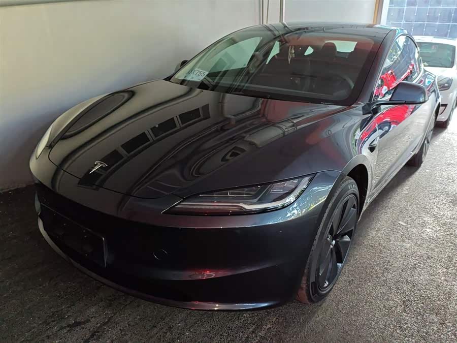 Model 3 2023 Rear-Wheel Drive