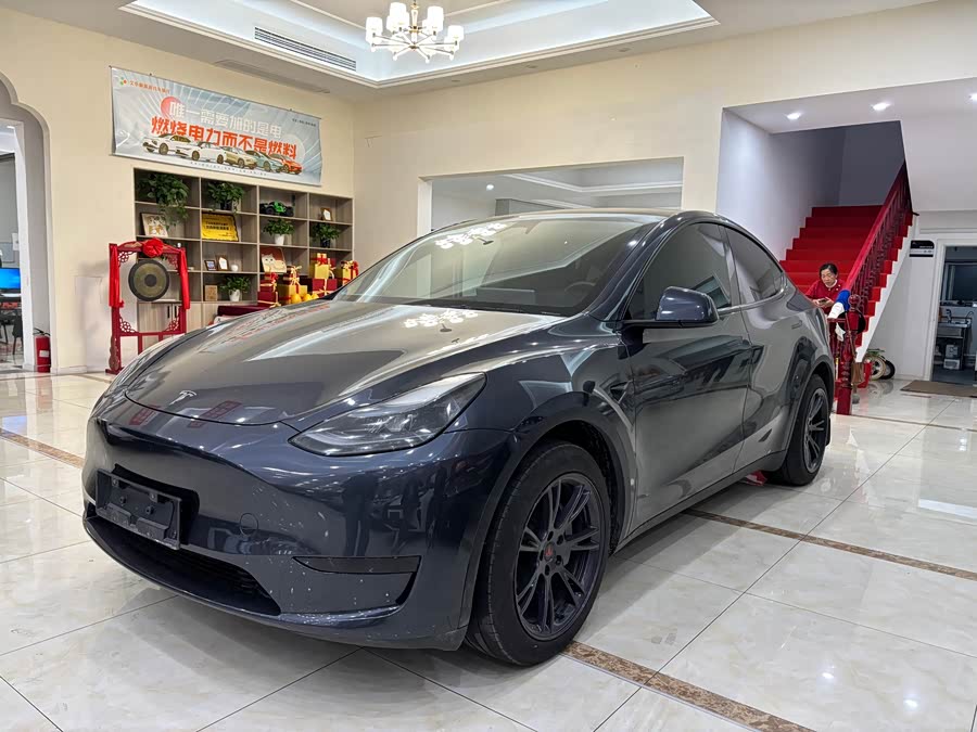 Model Y 2024 Rear-Wheel Drive