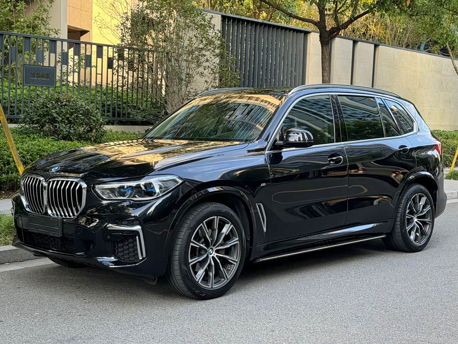 BMW X5 2022 Facelift xDrive 30Li M Sport Package