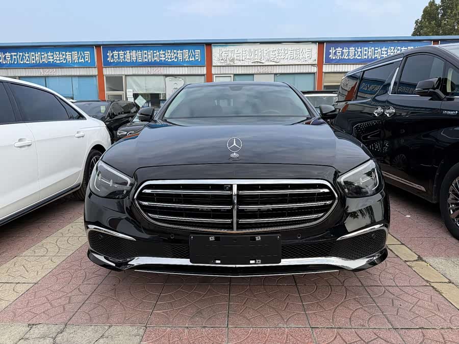 Mercedes-Benz E-Class 2023 E 300 L Fashion Edition