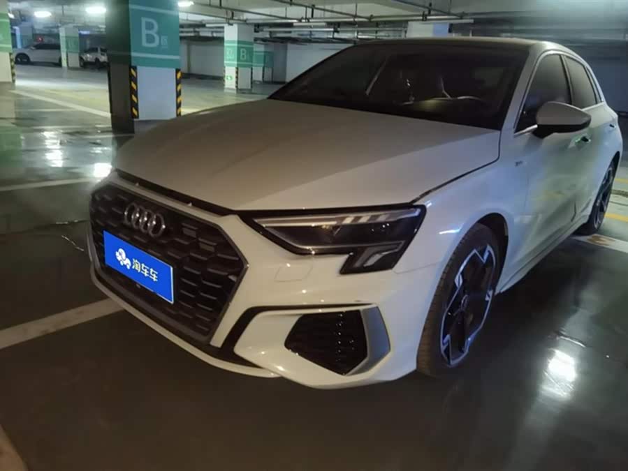 Audi A3 2023 Facelift Sportback 35 TFSI Fashion Sporty Model