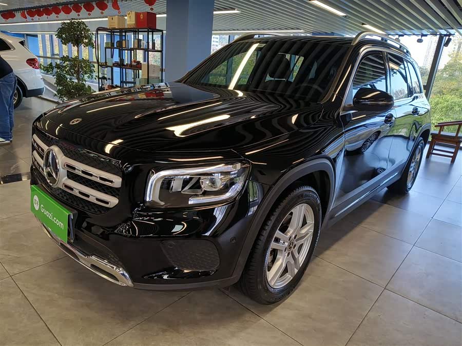 Mercedes-Benz GLB 2022 Facelift II GLB 200 Fashion Model