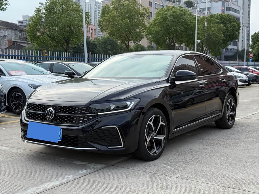 2023 Volkswagen Passat 330TSI Starry Sky Elite Edition