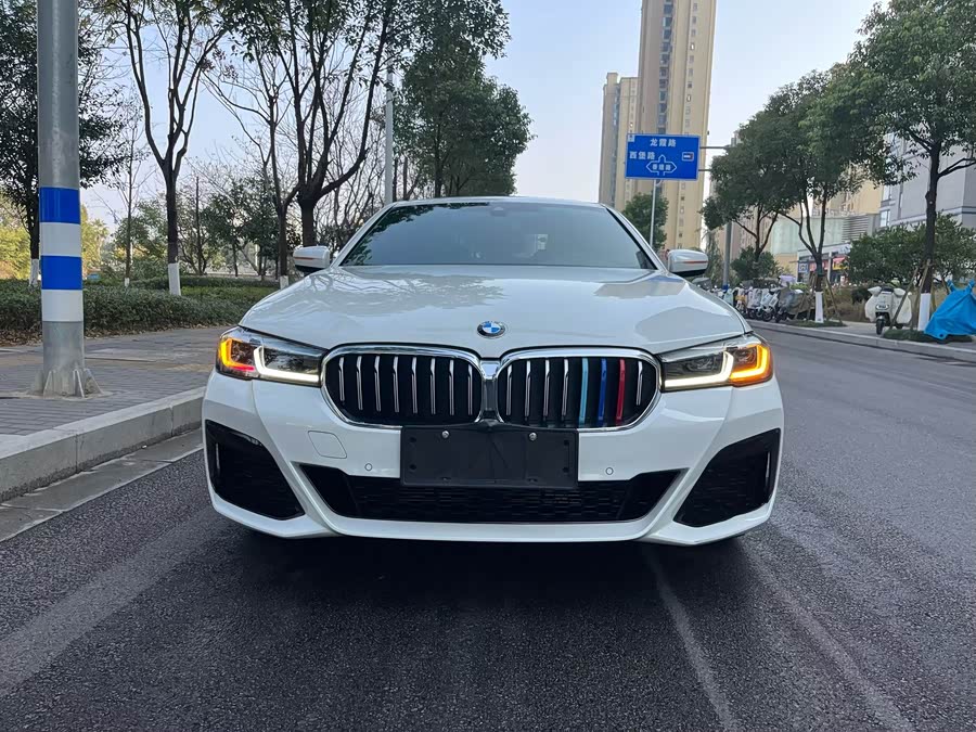 BMW 5 Series 2022 Facelift II 525Li M Sport Package