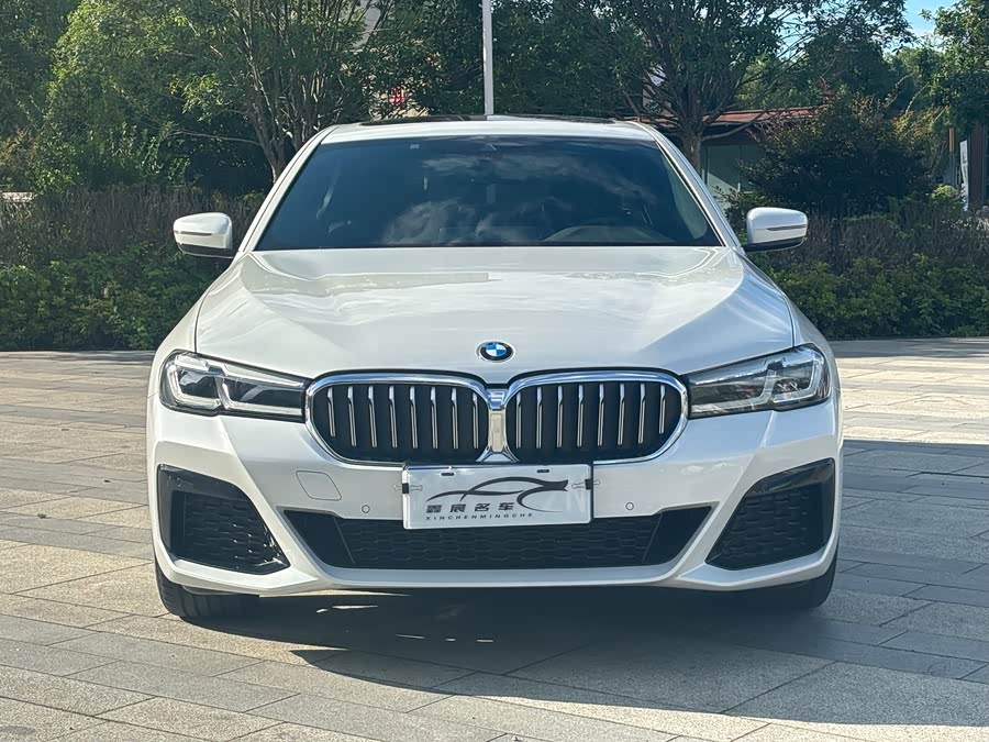 BMW 5 Series 2022 Facelift II 525Li M Sport Package