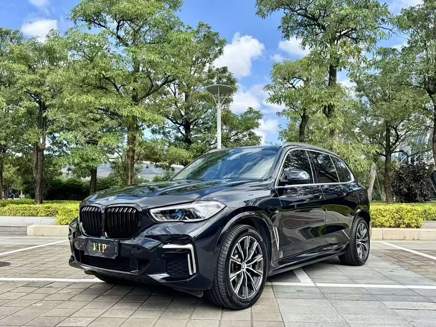 BMW X5 2022 xDrive 30Li Luxury M Sport Package