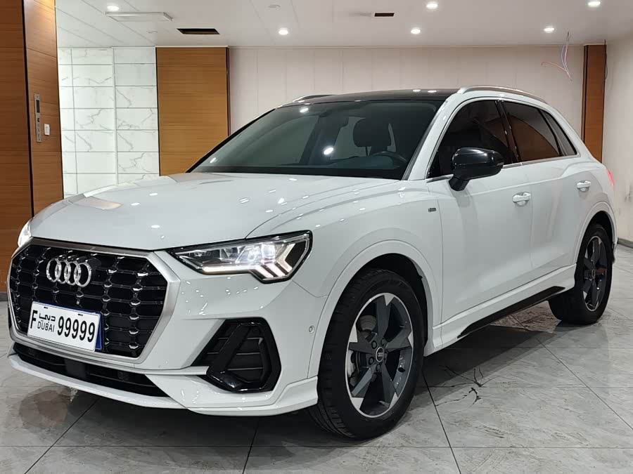 Audi Q3 2022 35 TFSI Fashion Dynamic Edition