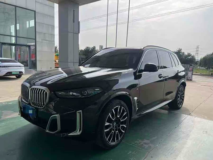 BMW X5 2023 xDrive 40Li M Sport Shadow Edition