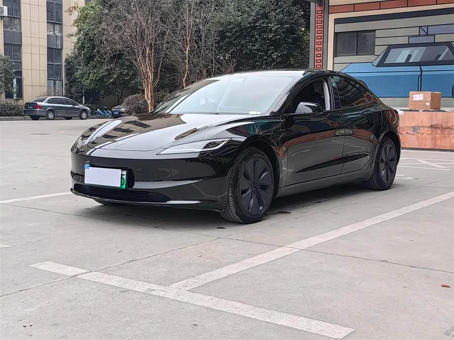 Model 3 2023 Rear-Wheel Drive