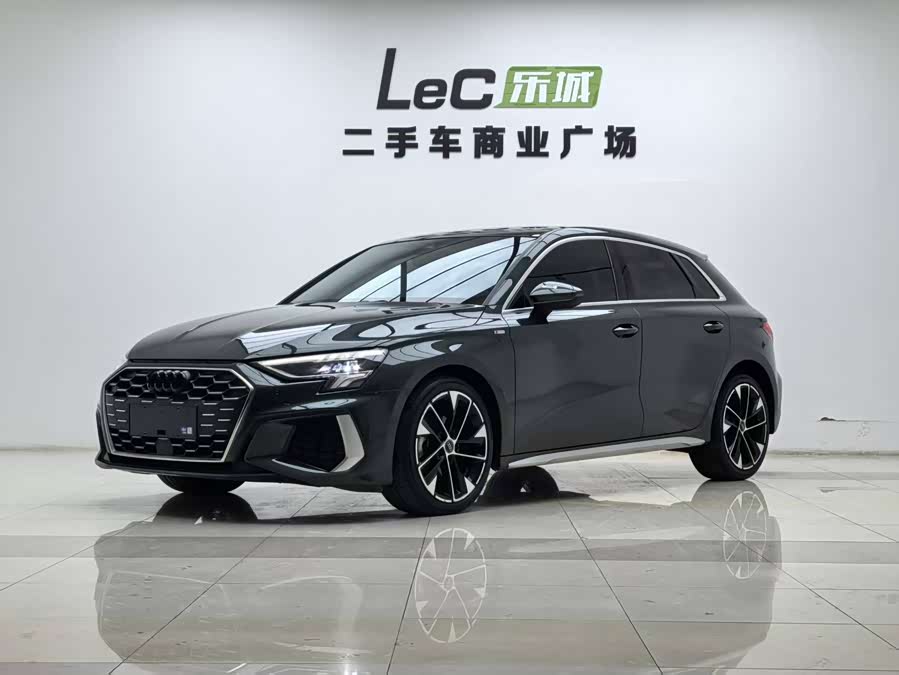 Audi A3 2023 Sportback 35 TFSI Fashion Sport