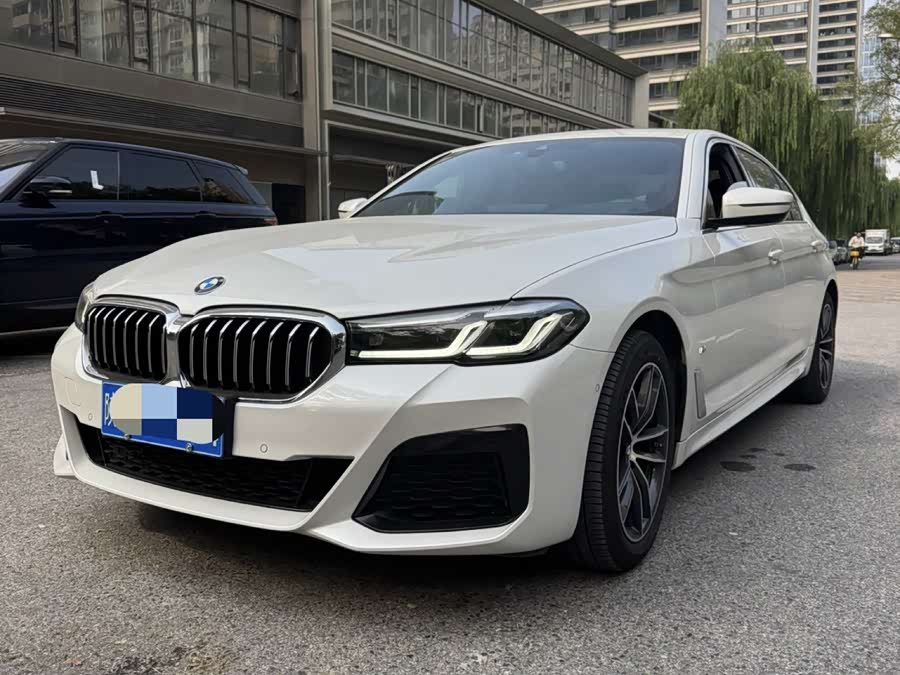2021 BMW 5 Series 525Li M Sport Package