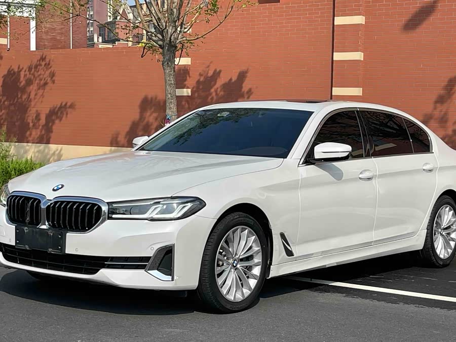 2022 BMW 5 Series 525Li M Sport Package