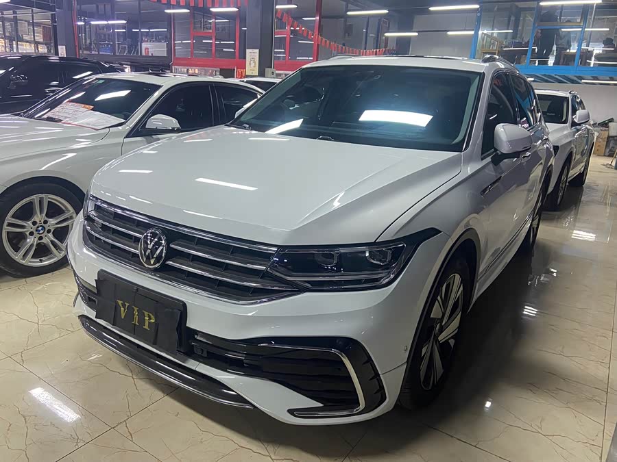 Tiguan L 2023 330TSI Automatic 2WD R-Line Premium Edition