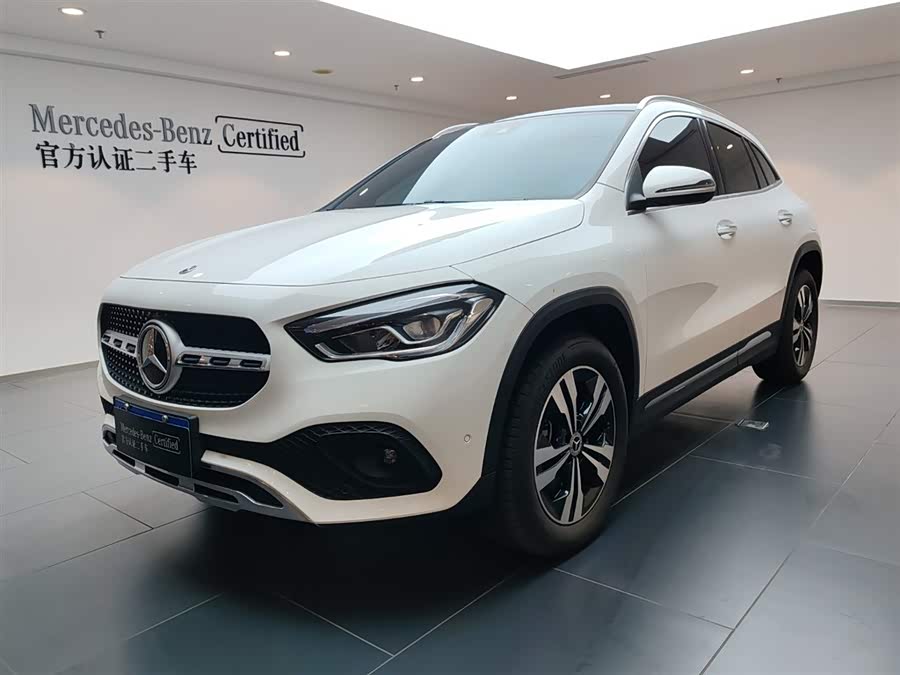 2023 Mercedes-Benz GLA 220