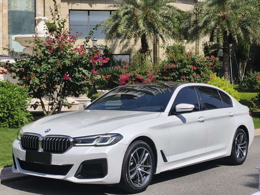 2022 BMW 5 Series 525Li M Sport Package