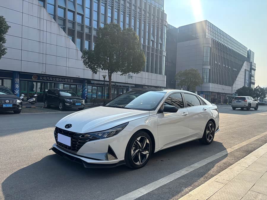 Hyundai Elantra 2022 1.5L CVT GLX Elite Edition