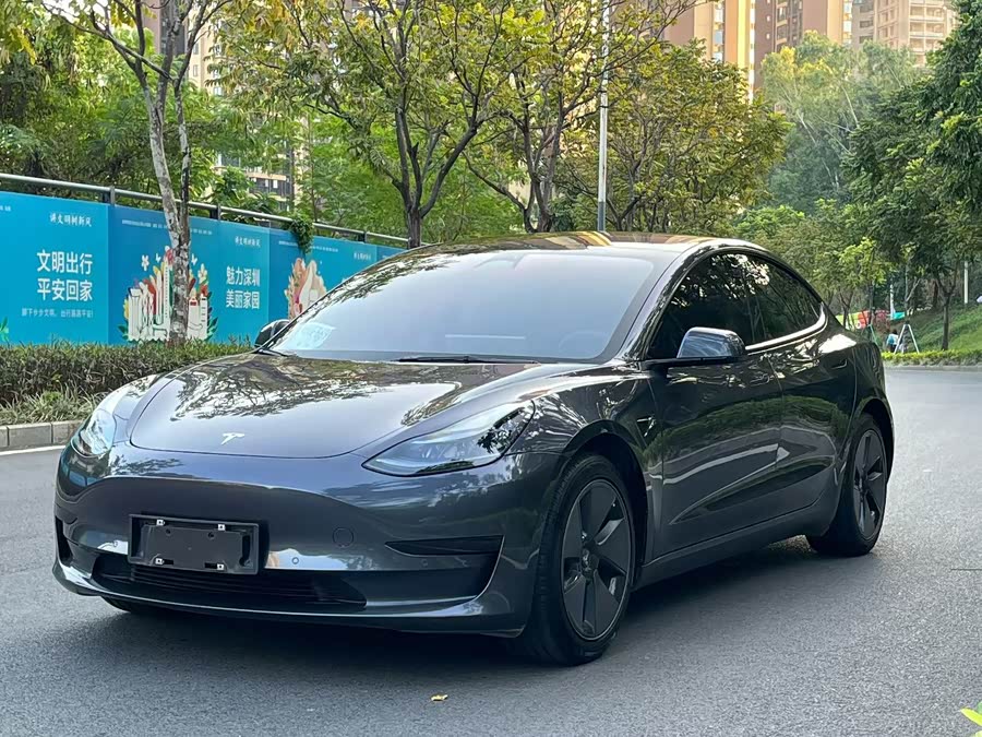Model 3 2022 Rear-Wheel Drive