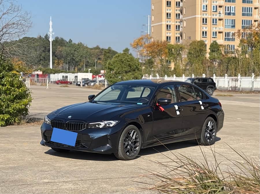 2025 BMW 3 Series 330Li M Sport Shadow Edition