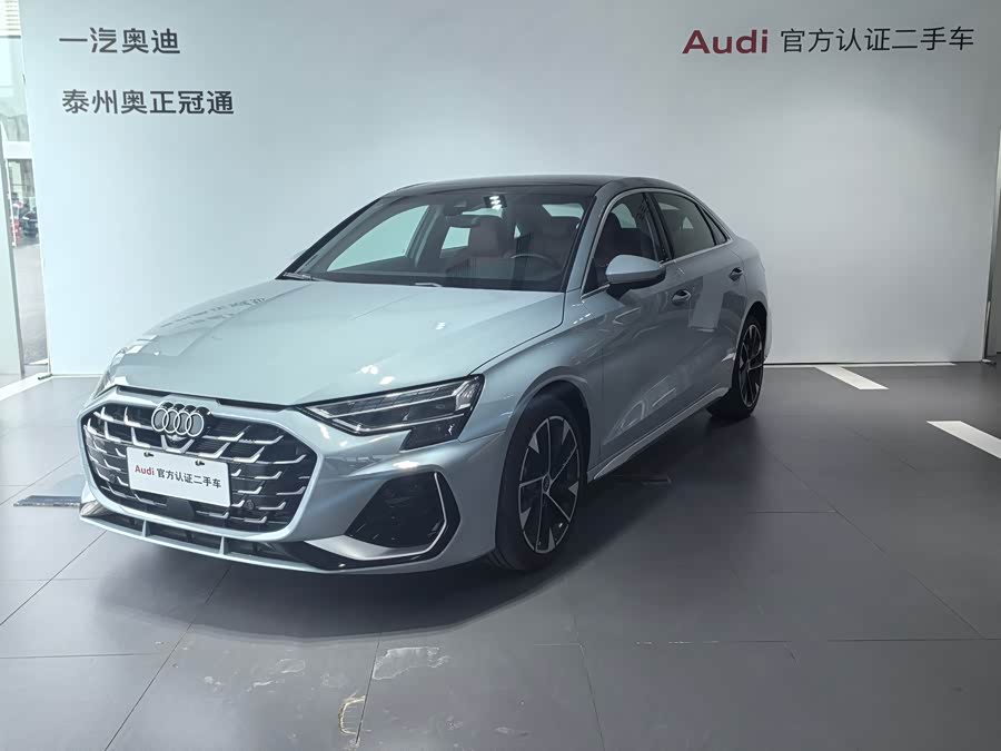 Audi A3 2025 A3L Limousine 35TFSI Flying Spur Premium Edition