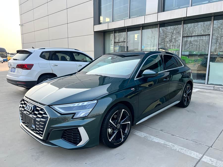 Audi A3 2022 Sportback 35 TFSI Fashion Sport