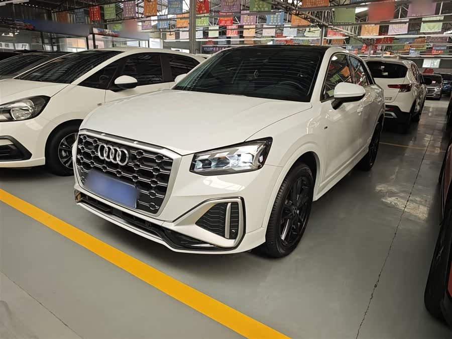 Audi Q2L 2022 35 TFSI Progressive Dynamic Edition