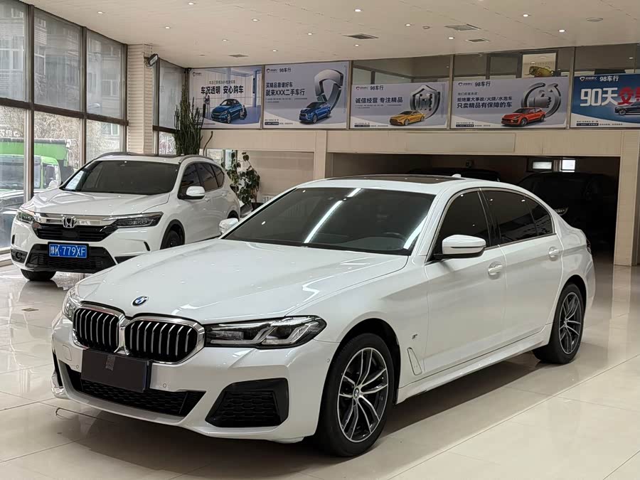 2022 BMW 5 Series 525Li M Sport Package