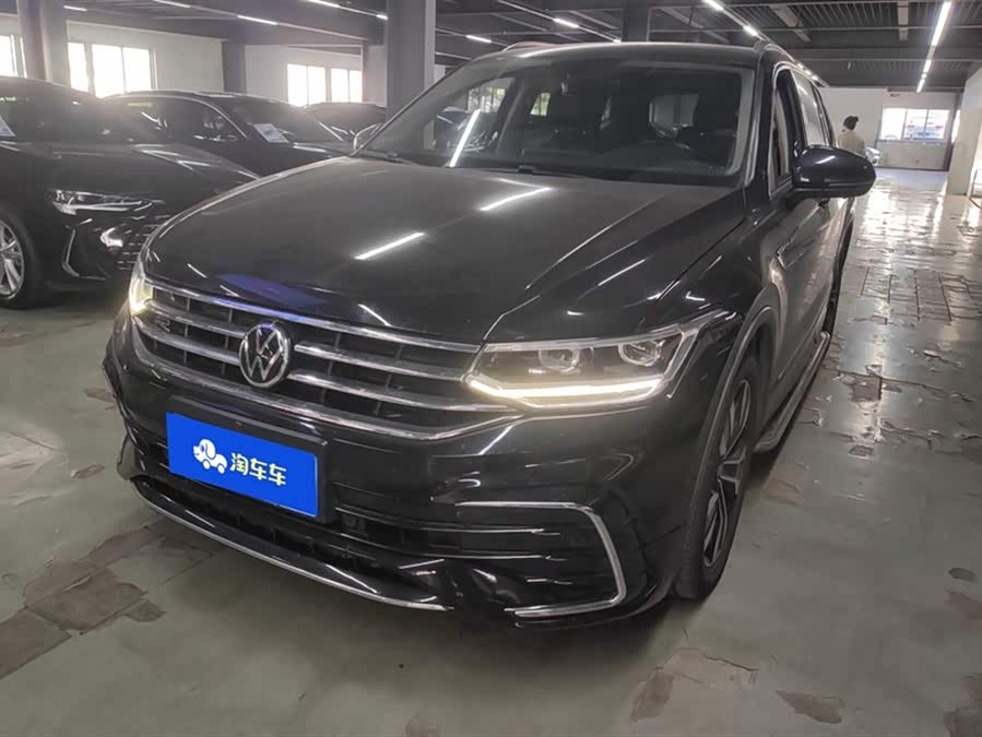 Tiguan L 2022 330TSI Automatic 2WD R-Line Premium Edition