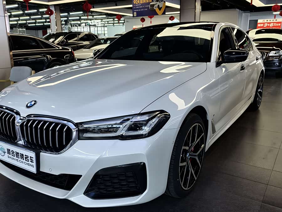 2022 BMW 5 Series 525Li M Sport Package